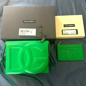 Green Dolce & Gabbana matching purse and wallet